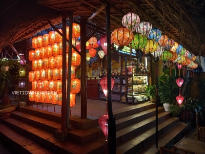Về Hội An trải nghiệm làm lồng đèn và nấu ăn