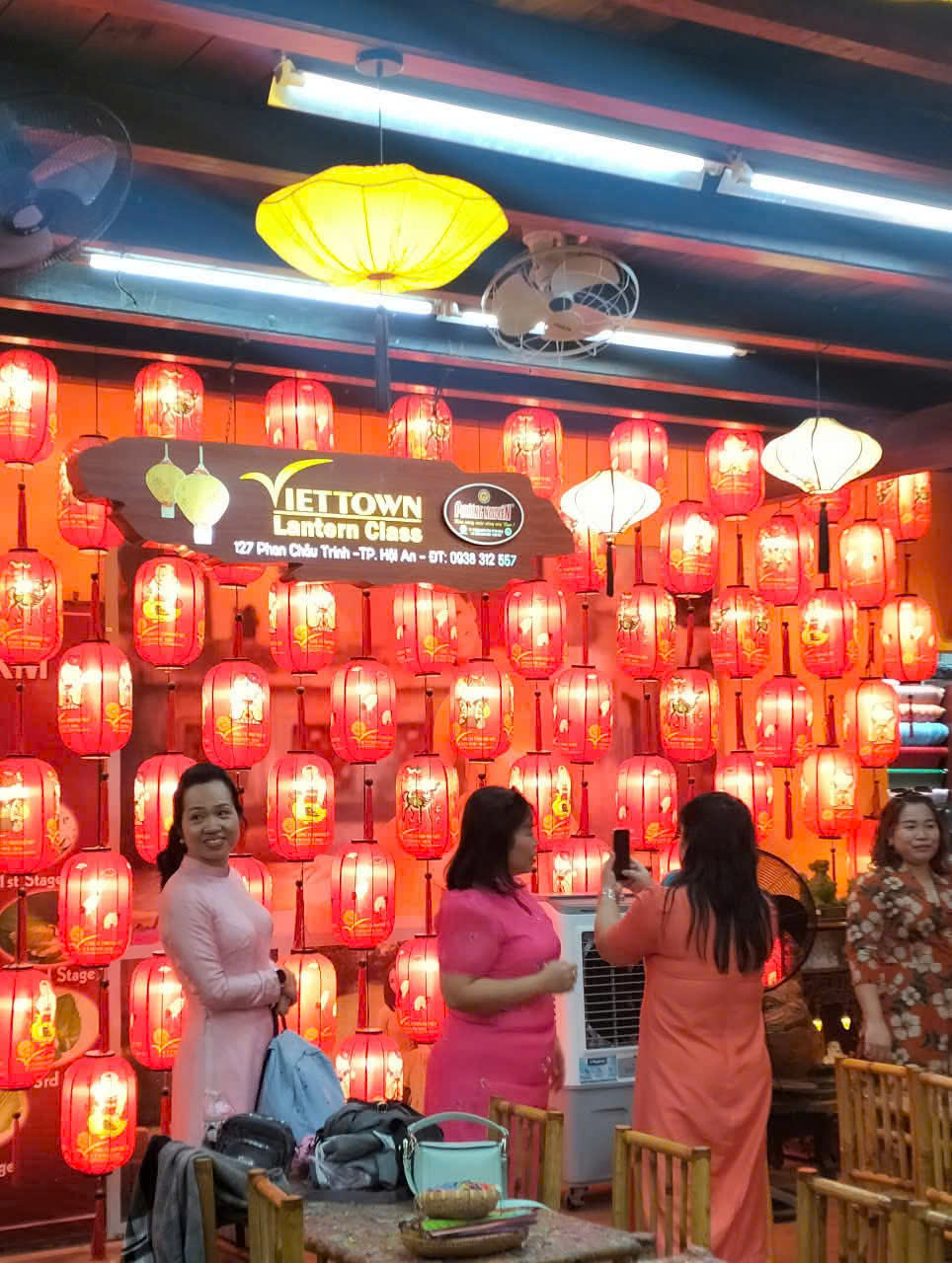 lop-hoc-trai-nghiem-lam-long-den-hoi-an